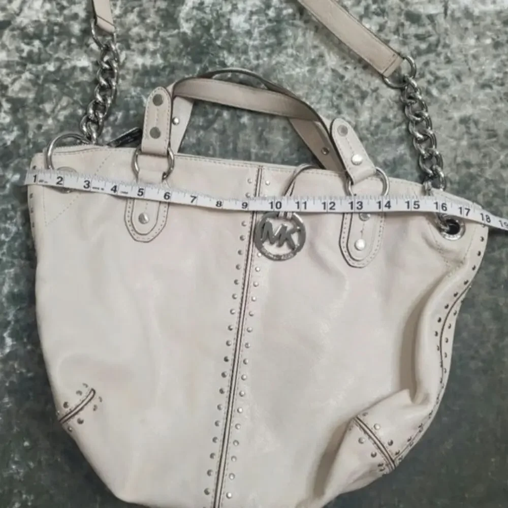 Michael Kors Uptown Astor Stud‎ Shoulder Bag Cream